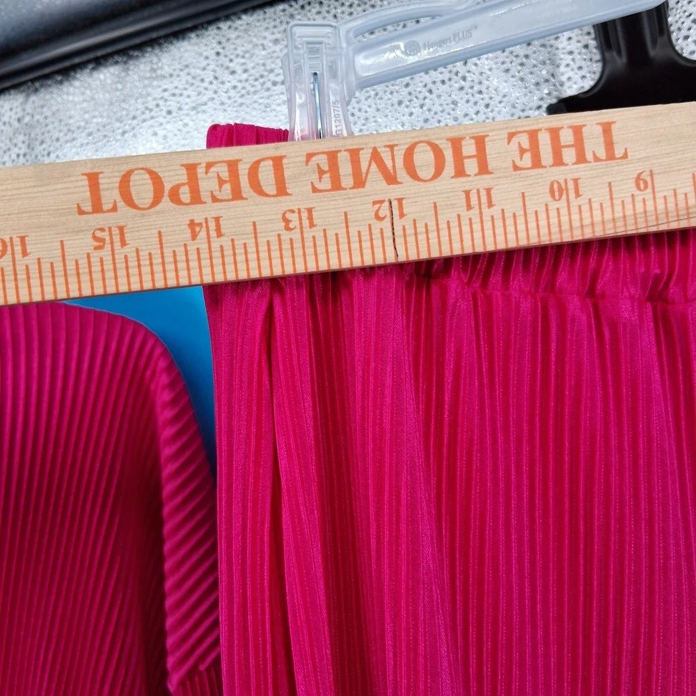 SHEIN Pant Set Womens 6 Magenta Pink Plisse Pleated Crop Top Wide Leg 2‎ Piece